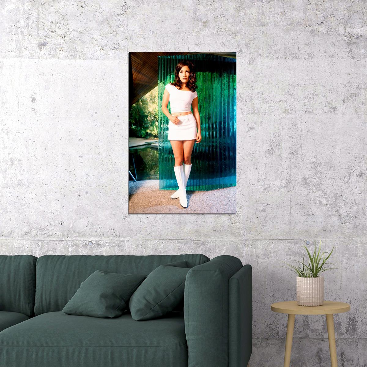 Young Jennifer Lopez Singer American Actor Poster Wall Art Print Home Wall Decor - xonomax