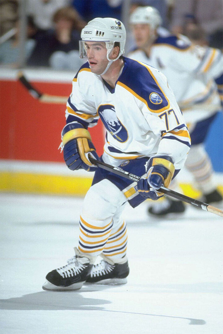 Hockey Pierre Turgeon Buffalo Photo Poster Wall Art Print Home Wall Decor - xonomax