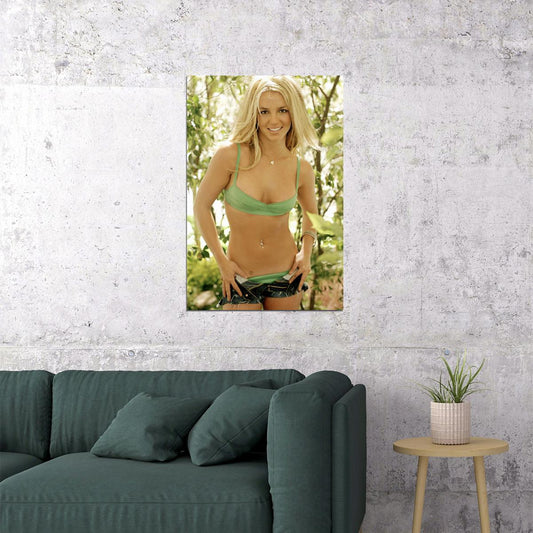 Young Britney Spears Fashion Designer Director Poster Wall Art Print Home Wall Decor - xonomax