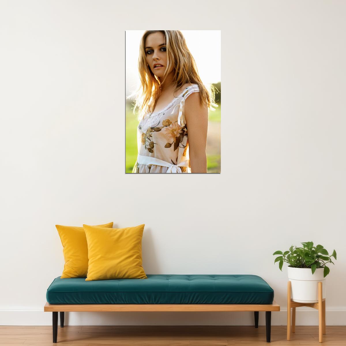 Alicia Silverstone Picture Celebrity Actor Poster Wall Art Print Home Wall Decor - xonomax
