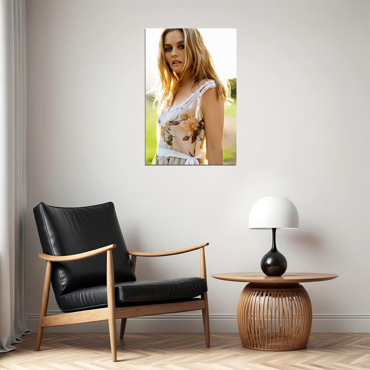Alicia Silverstone Picture Celebrity Actor Poster Wall Art Print Home Wall Decor - xonomax