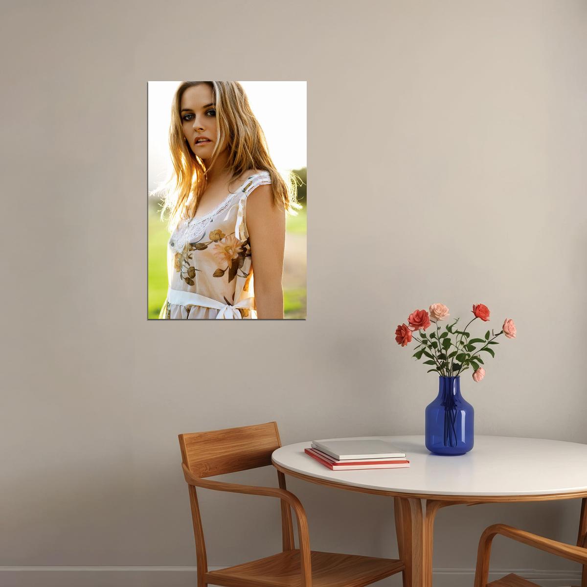 Alicia Silverstone Picture Celebrity Actor Poster Wall Art Print Home Wall Decor - xonomax
