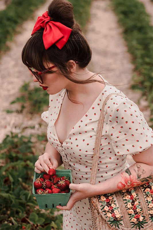 Strawberries And Cream Sexy Female Model Poster Wall Art Print Home Wall Decor - xonomax
