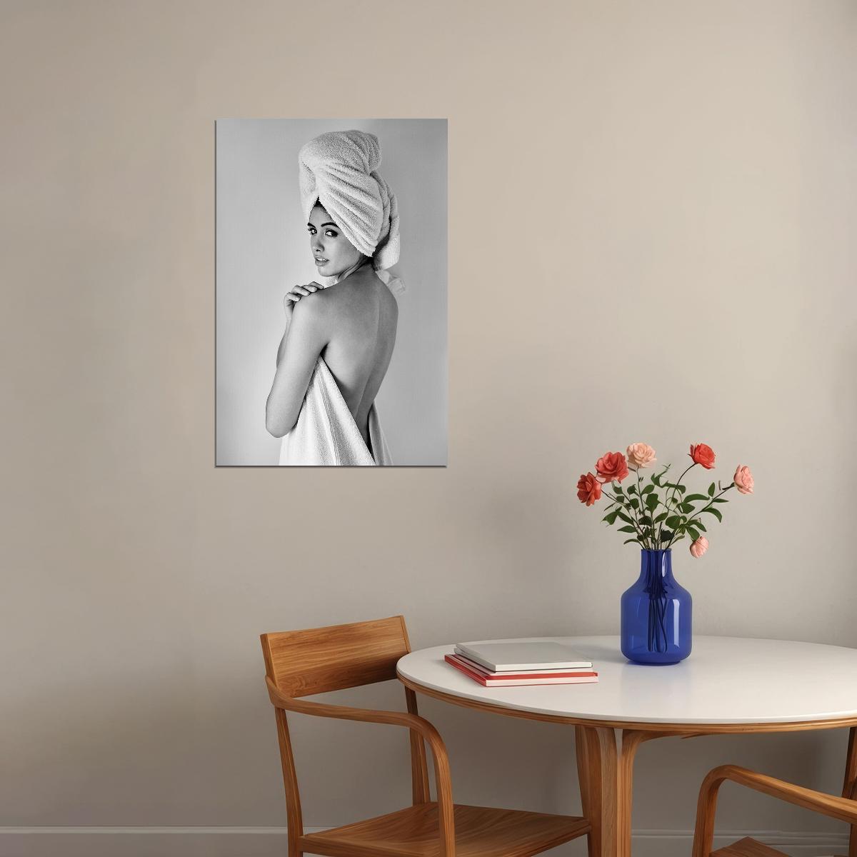 Gold Towel Sexy Female Model Picture Poster Wall Art Print Home Wall Decor - xonomax