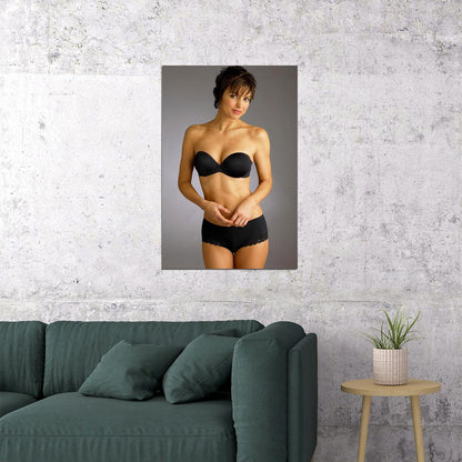 Michelle Smith Athlete Bikini Female Model Poster Wall Art Print Home Wall Decor - xonomax