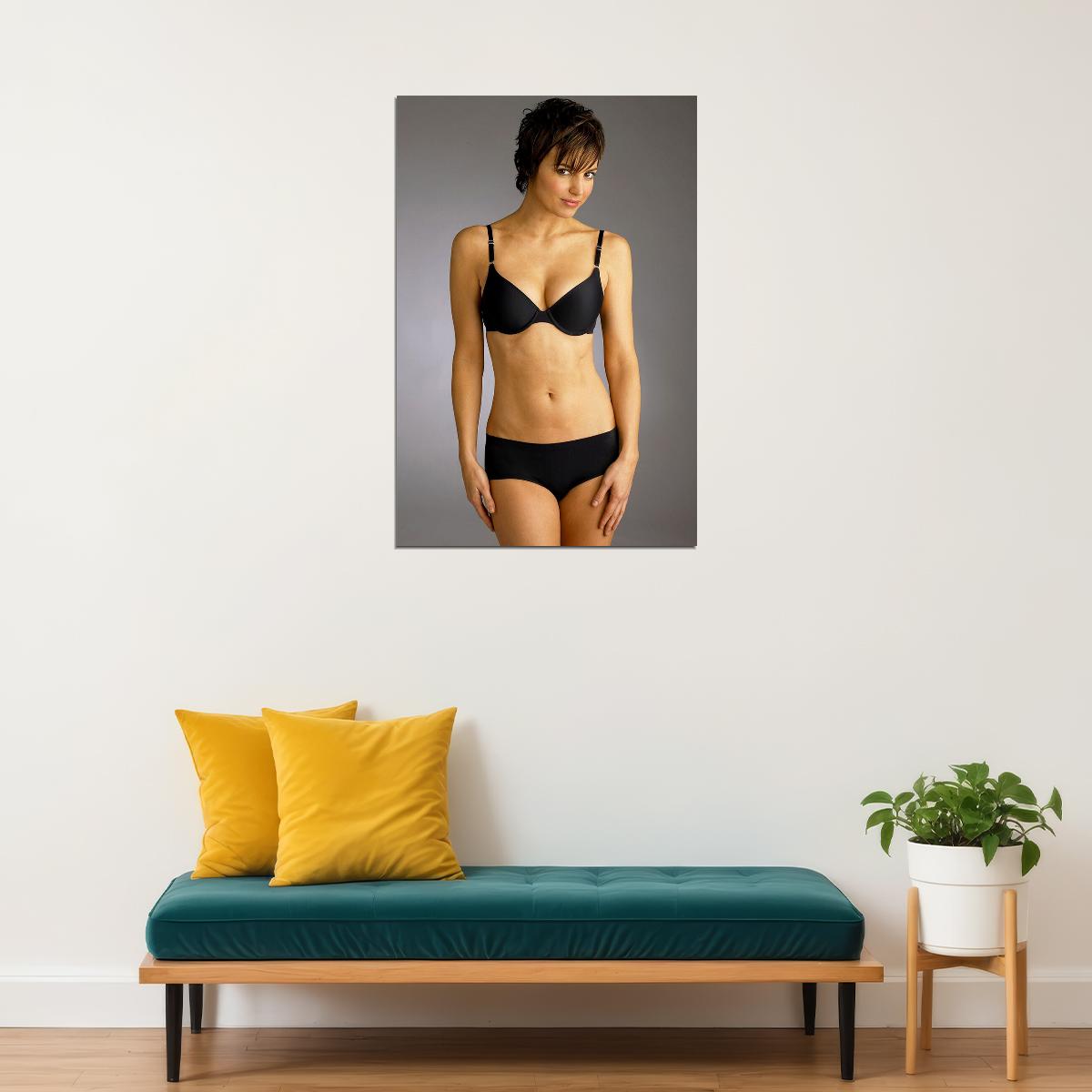 Michelle Smith Bikini Sexy Female Model Poster Wall Art Print Home Wall Decor - xonomax