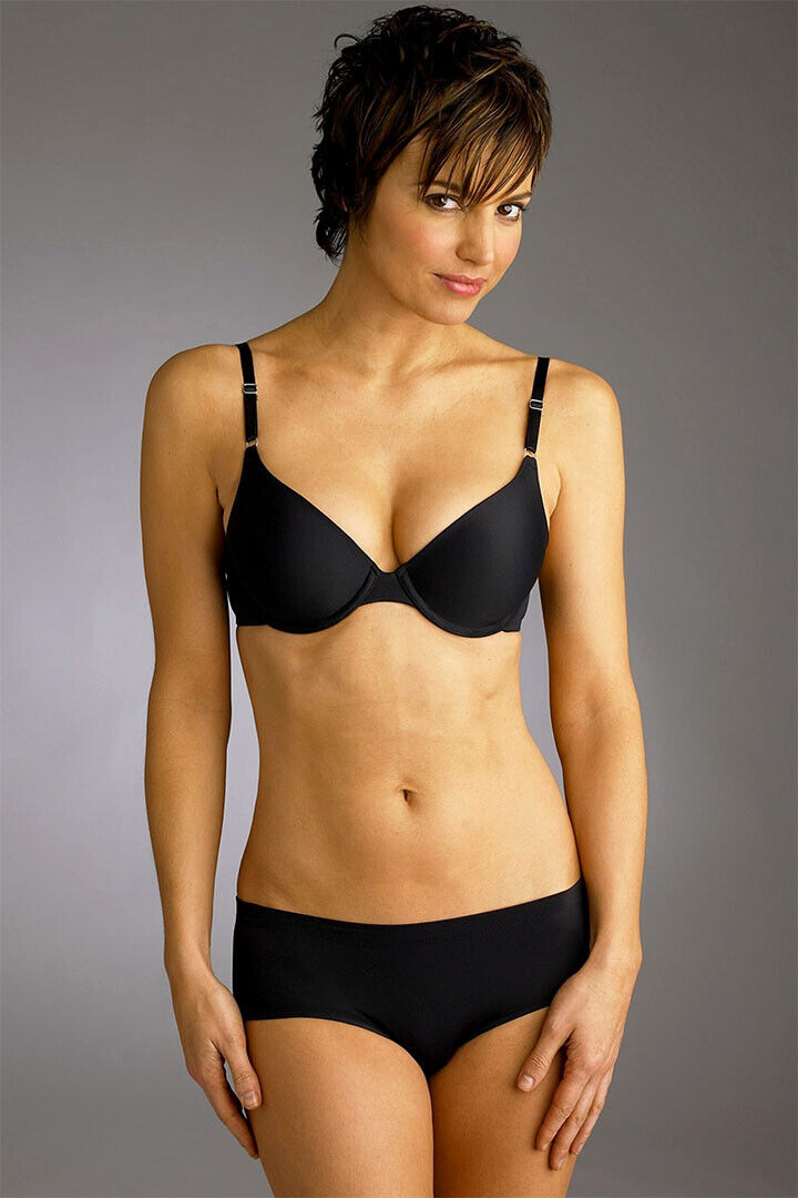 Michelle Smith Bikini Sexy Female Model Poster Wall Art Print Home Wall Decor - xonomax