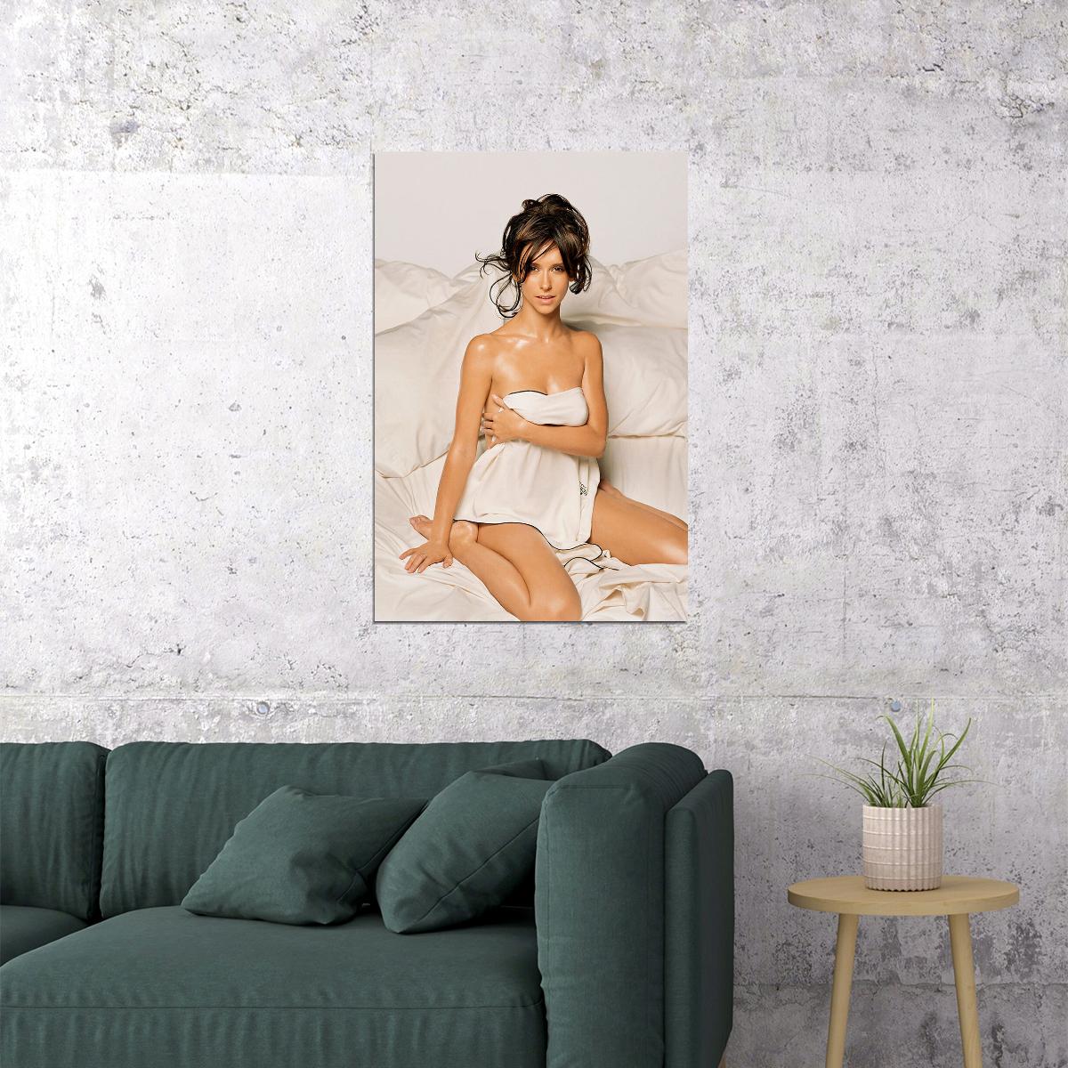 Jennifer Love Hewitt Singer Movie Actress Poster Wall Art Print Home Wall Decor - xonomax
