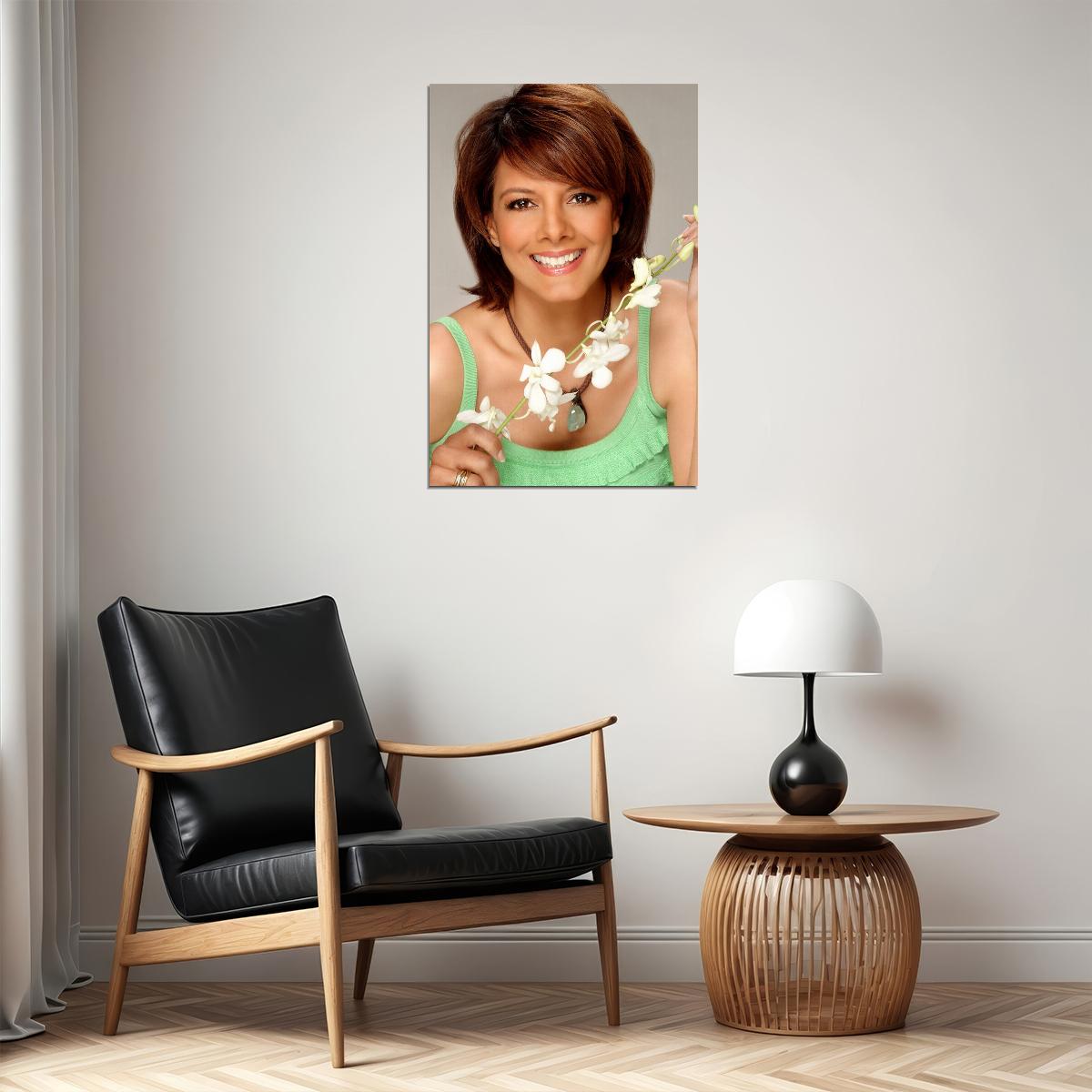 Susie Coelho Writer And Business Person Poster Wall Art Print Home Wall Decor - xonomax