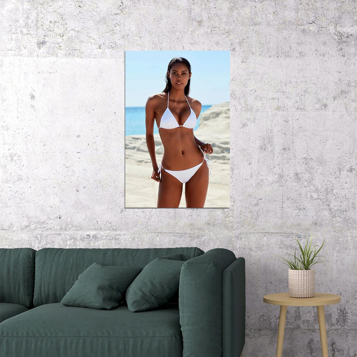 Fan Club Of America Brittany White Bikini Model Poster Wall Art Print Home Wall Decor - xonomax