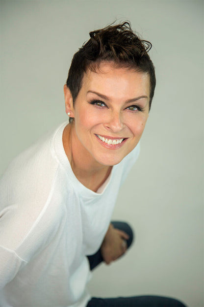 Lisa Stansield Posed Singer Actor Songwriter Poster Wall Art Print Home Wall Decor - xonomax