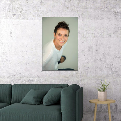 Lisa Stansield Posed Singer Actor Songwriter Poster Wall Art Print Home Wall Decor - xonomax