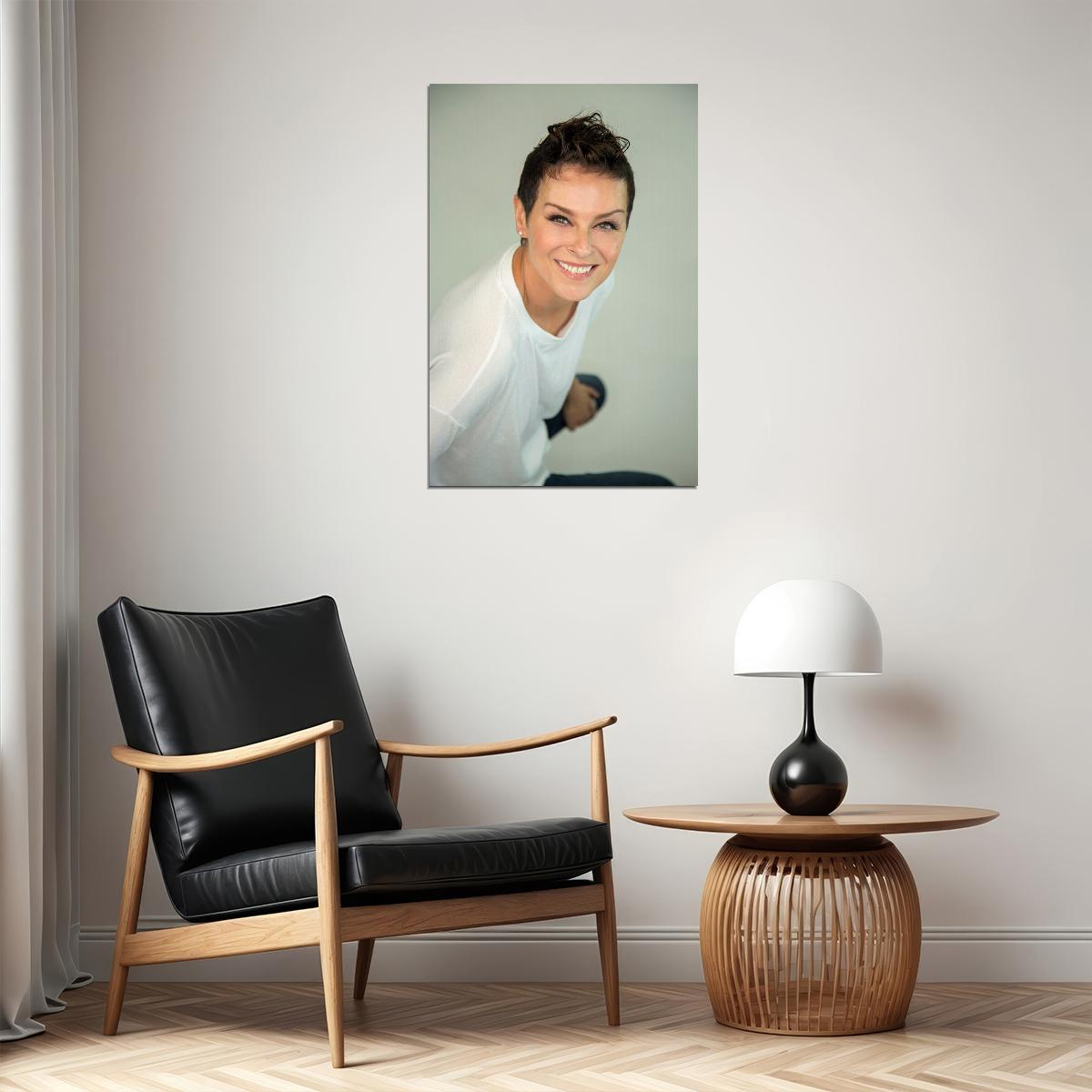 Lisa Stansield Posed Singer Actor Songwriter Poster Wall Art Print Home Wall Decor - xonomax