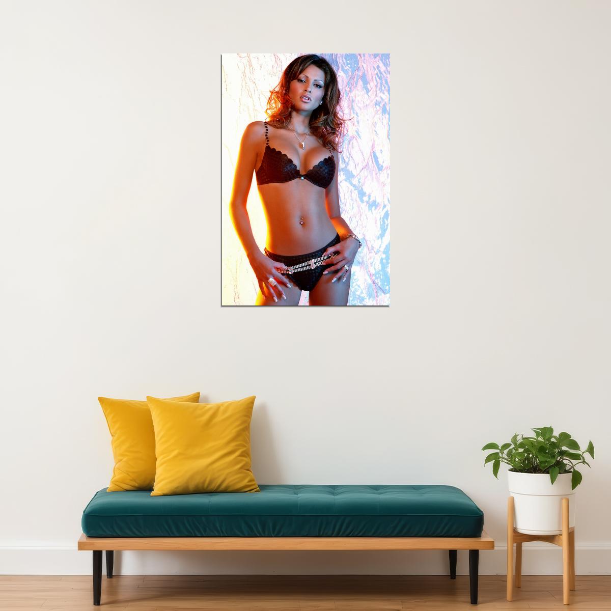 Gabrielle Richens Posed Sexy Female Model Poster Wall Art Print Home Wall Decor - xonomax