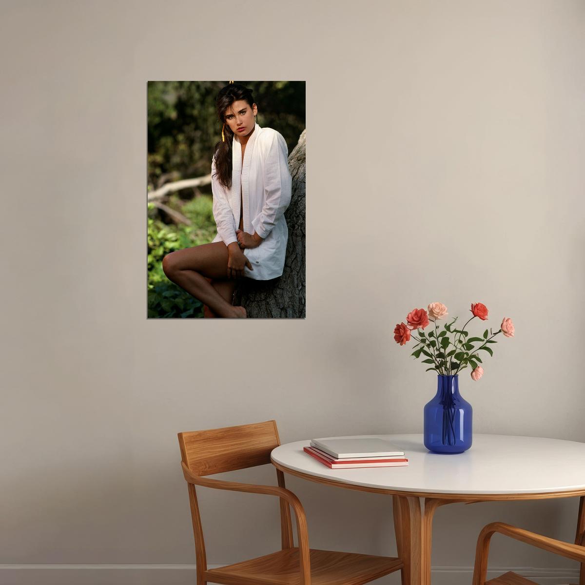 Demi Moore Posed Actress Poster Wall Art Print Home Wall Decor - xonomax