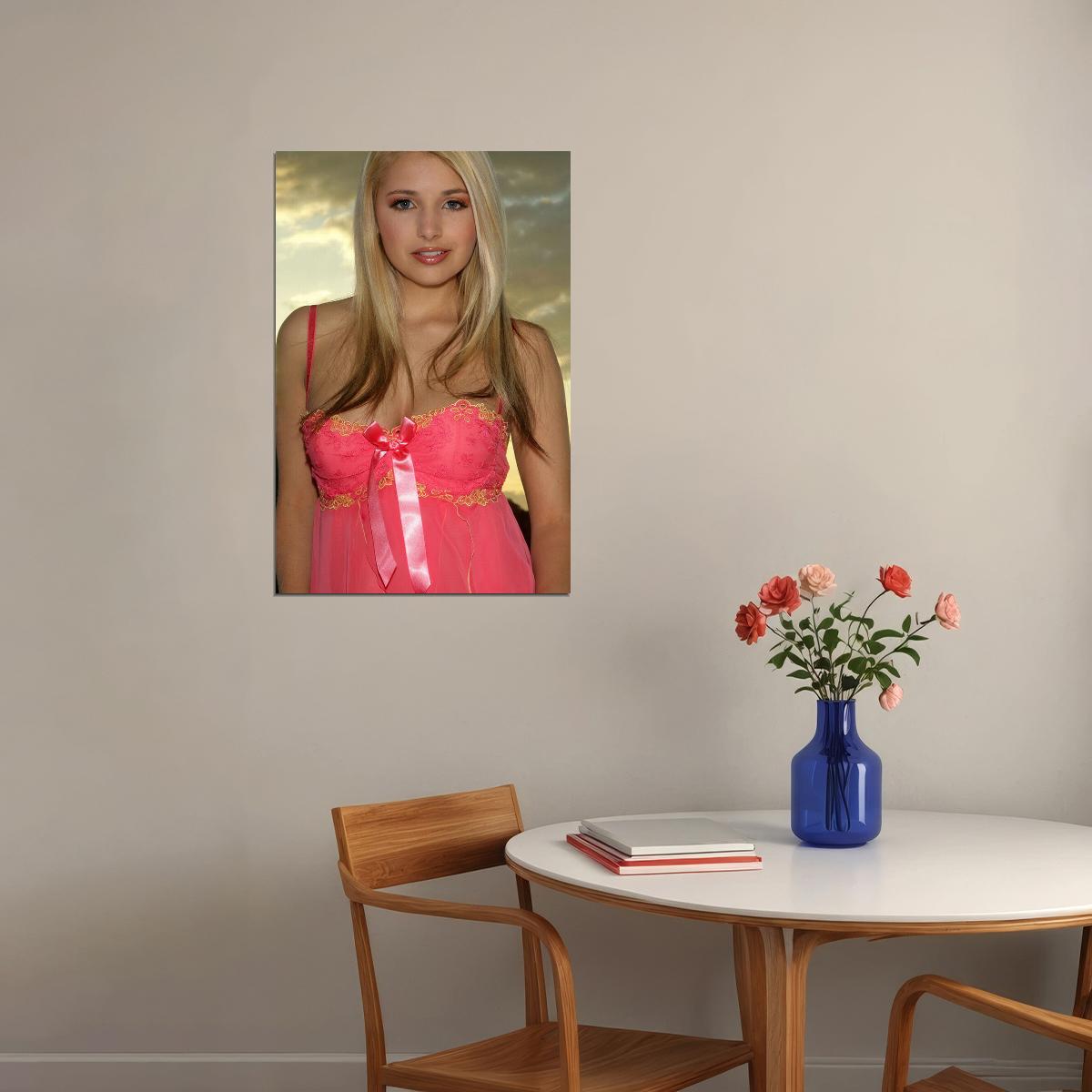 Fan Club Of America Sandy Sexy Model Poster Wall Art Print Home Wall Decor - xonomax