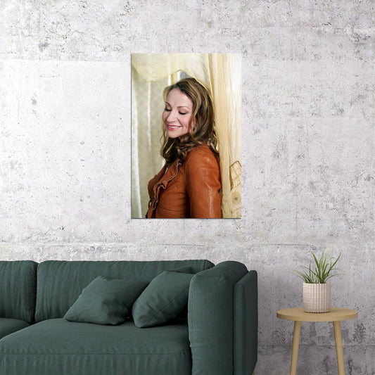 Joan Osborne Posing Singer Beautiful Artist Poster Wall Art Print Home Wall Decor