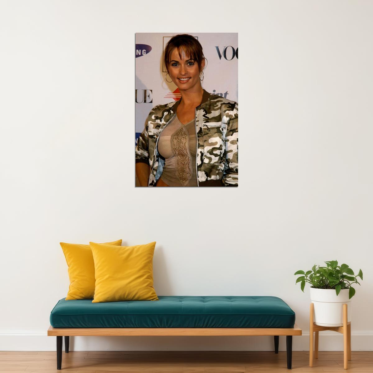 Karen Mcdougal Sexy Cute Female Model Poster Wall Art Print Home Wall Decor