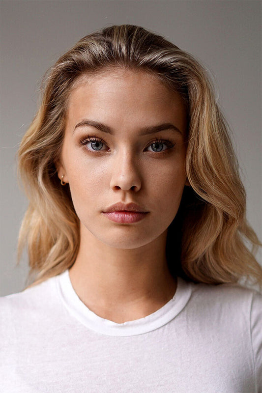 Hanna Edwinson Sexy Female Model Young Girl Poster Wall Art Print Home Wall Decor