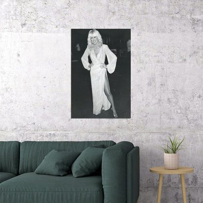Suzanne Somers Sexy Girl Actress Hot Poster Wall Art Print Home Wall Decor