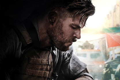 Extraction Chris Hemsworth Fight Hot Movie Poster Wall Art Print Home Wall Decor