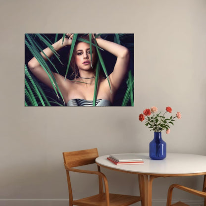 Lili Reinhart Usa Beautiful Actor Star Poster Wall Art Print Home Wall Decor