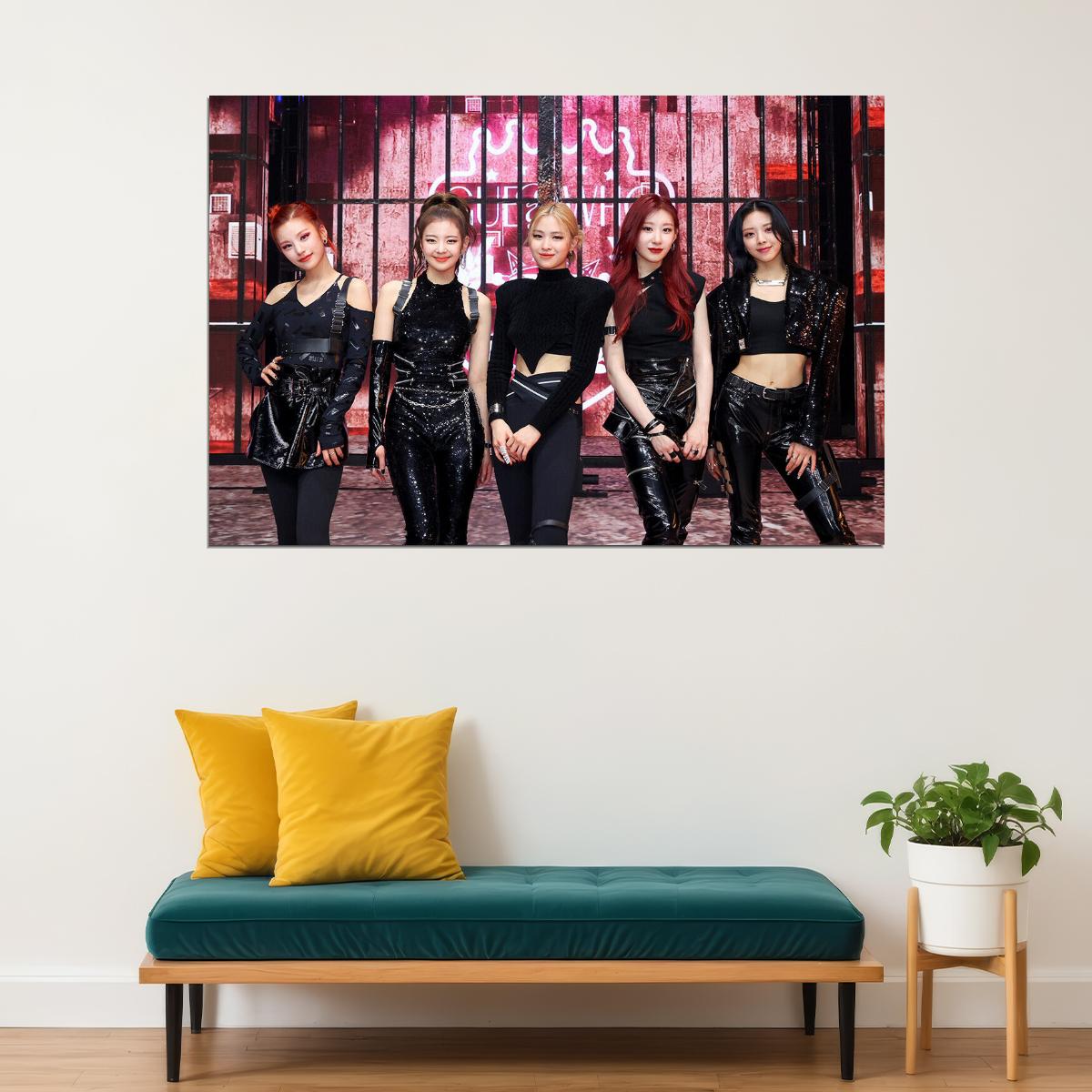 Itzy Yeji Lia Ryujin Chaeryeong Yuna Kpop Star Poster Wall Art Print Home Wall Decor