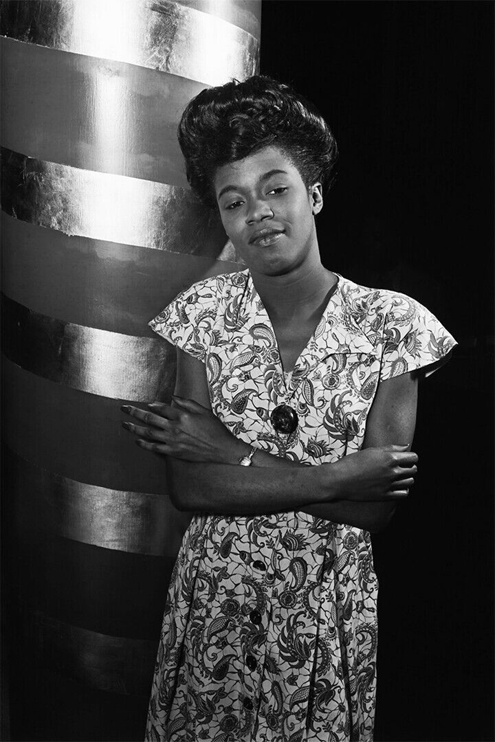 Sarah Vaughan Waving Pianist Poster Wall Art Print Home Wall Decor