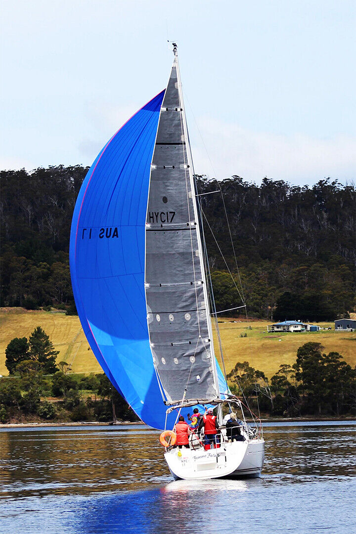 Gleam Sailing Under Spinnaker Poster Wall Art Print Home Wall Decor