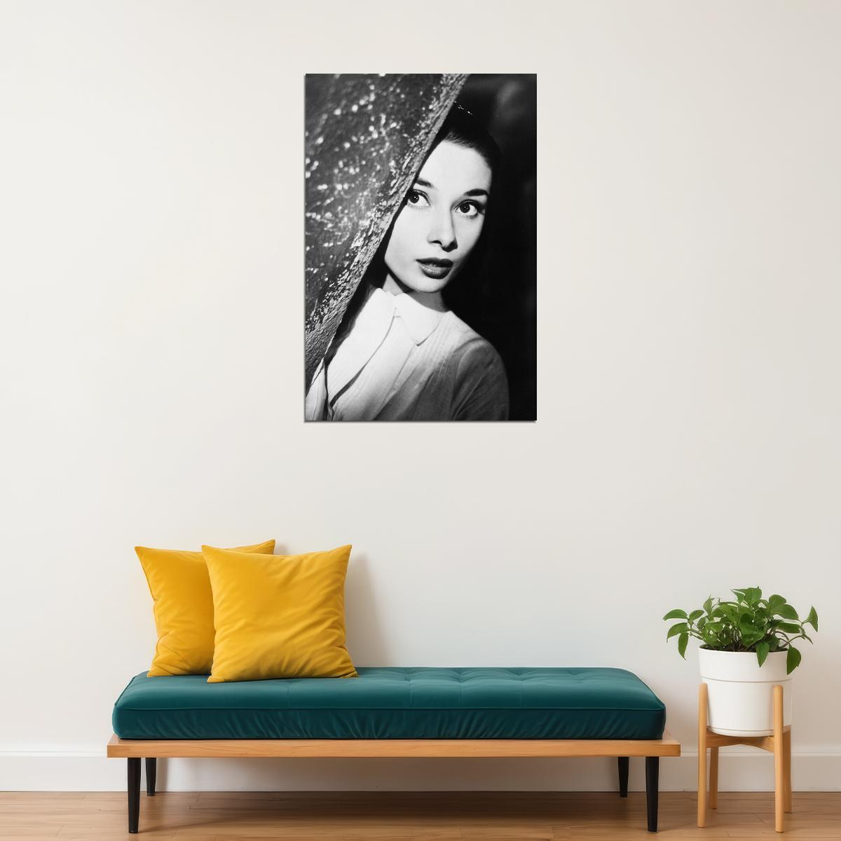 Hepburn Audrey Artist Fashion Model Actress Poster Wall Art Print Home Wall Decor