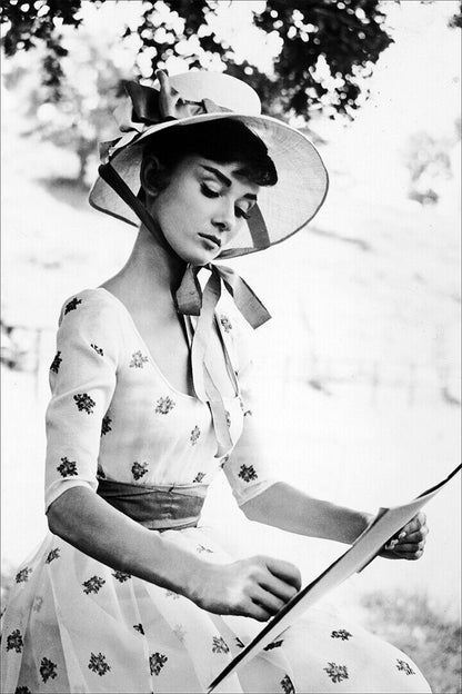 Hepburn Audrey Fashion Actress Model Charitable Poster Wall Art Print Home Wall Decor