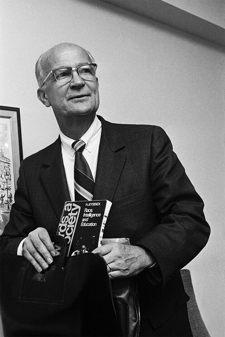 Dr. William Shockley At Apa Convention Physicist Poster Wall Art Print Home Wall Decor