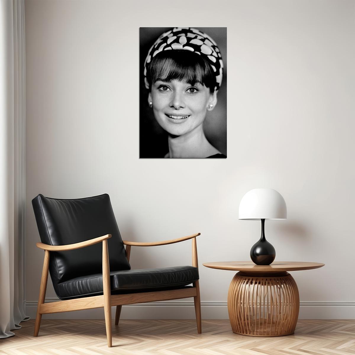Hepburn Audrey Fashion Model Poster Wall Art Print Home Wall Decor