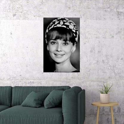 Hepburn Audrey Fashion Model Poster Wall Art Print Home Wall Decor