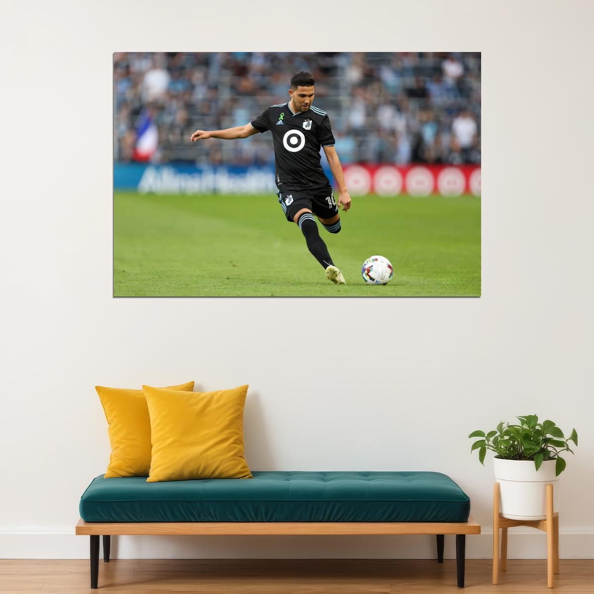 Emanuel Reynoso USA Soccer Poster Famous Football Superstar Motivational Sports Print