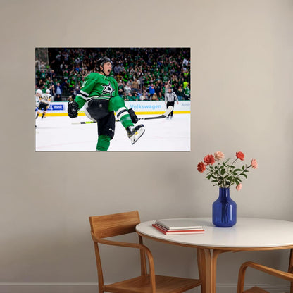 Jason Robertson Victory Scream Famous USA Hockey Player Poster North America Hockey HD Photo Print - xonomax