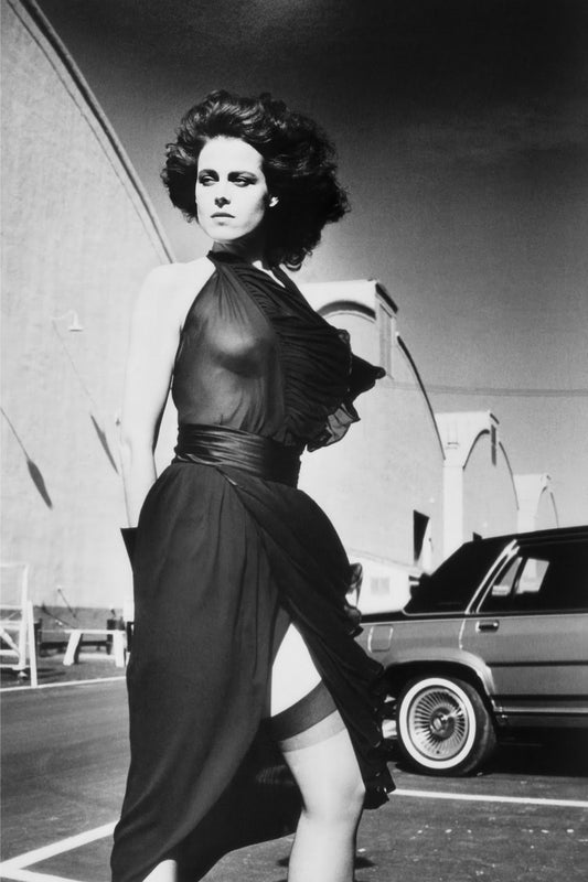 Sigourney Weaver 1983 Black And White Glamour Poster Sexy Hollywood Actress Vintage Fashion Icon Wall Art Print Old Hollywood Aesthetic Wall Decor