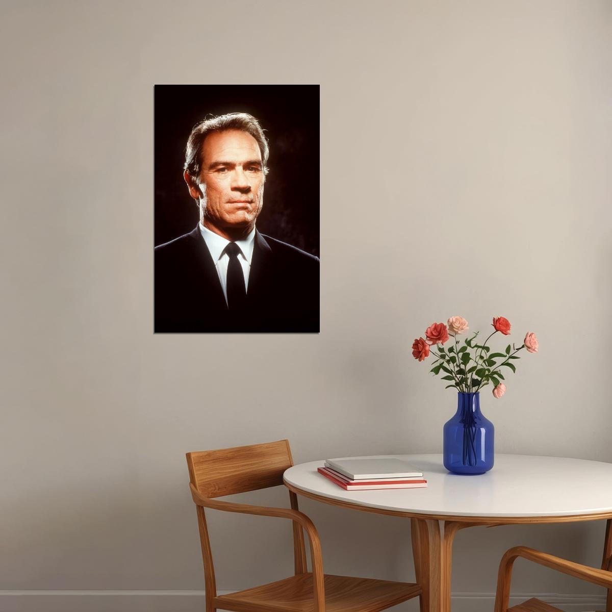 Tommy Lee Jones Men in Black 1997 Movie Poster Iconic Sci-Fi Comedy Agent K Classic Hollywood Film Wall Art Print Old Hollywood Aesthetic Wall Decor