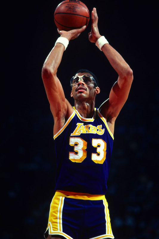 Kareem Abdul-Jabbar Iconic Basketball Poster Legendary NBA Star Sports Art Print Old Hollywood Aesthetic Wall Decor