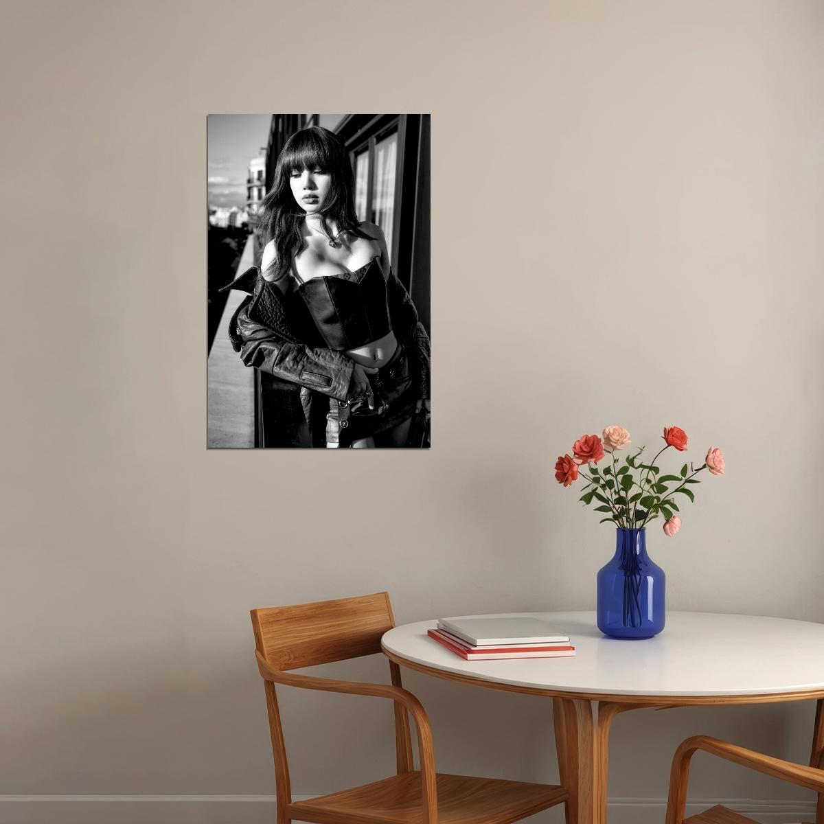 LISA BLACKPINK Black And White Photo Music Poster K-Pop  Korean Aesthetic K-pop Singer Female Girl Group Korean Fashion Idol Wall Art Print - xonomax