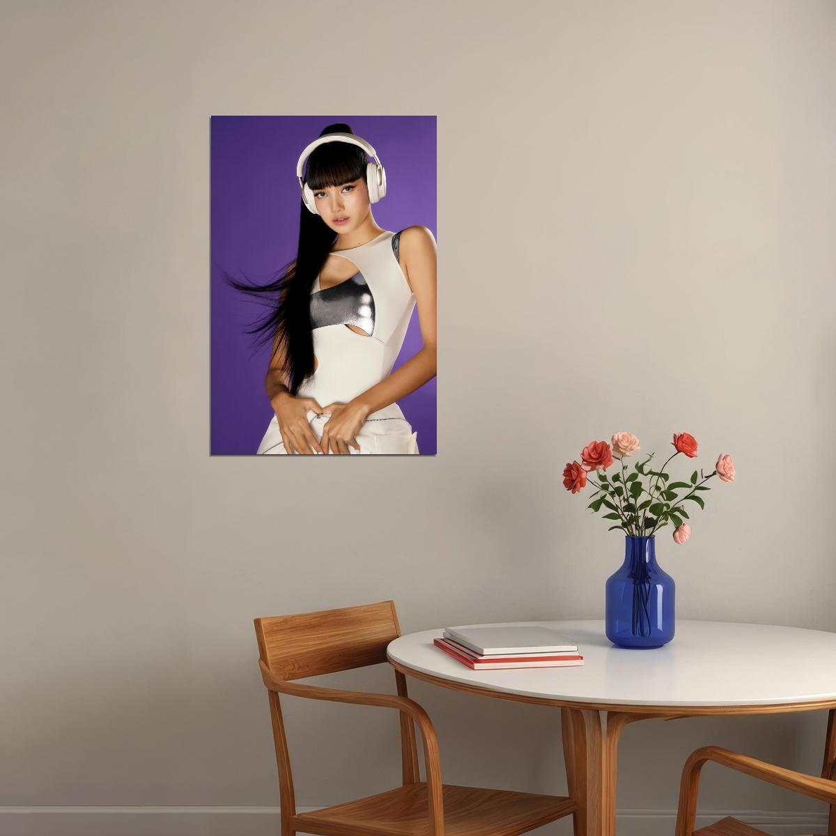 LISA BLACKPINK Photo Music Poster K-Pop  Retro Aesthetic K-pop Female Singer Korean Fashion Idol Wall Art Print - xonomax