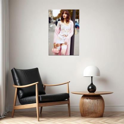 LISA BLACKPINK Sexy Photo Music Poster KPop  McBling Aesthetic K-pop Female Girl Group Korean Fashion Idol Pink Wall Art Print - xonomax