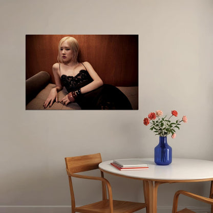Rose Blackpink Music Poster Korean Fashion Idol KPop  Aesthetic K-pop Female Girl Group Wall Art Print