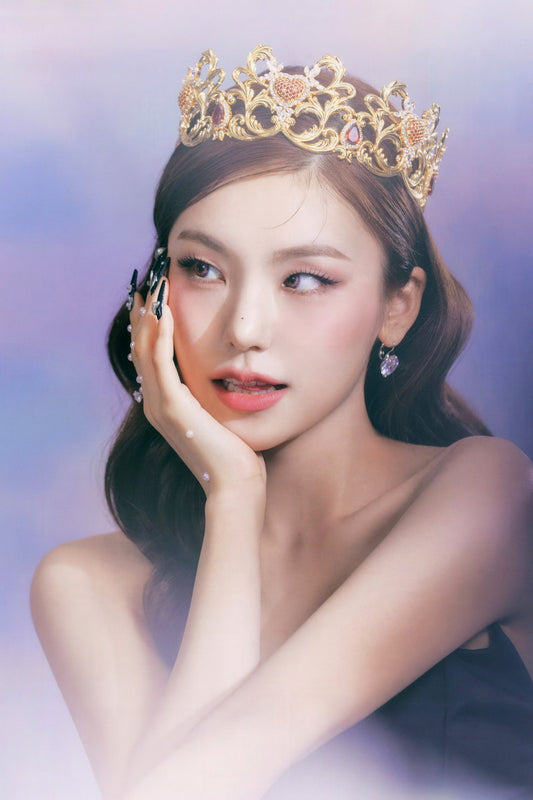 ITZY Yeji CHECKMATE Concept Photo K-pop Music Poster Dreamy Royal Aesthetic  Elegant Female Korean Idol Fashion Print Trendy Girl Group Wall Art - xonomax