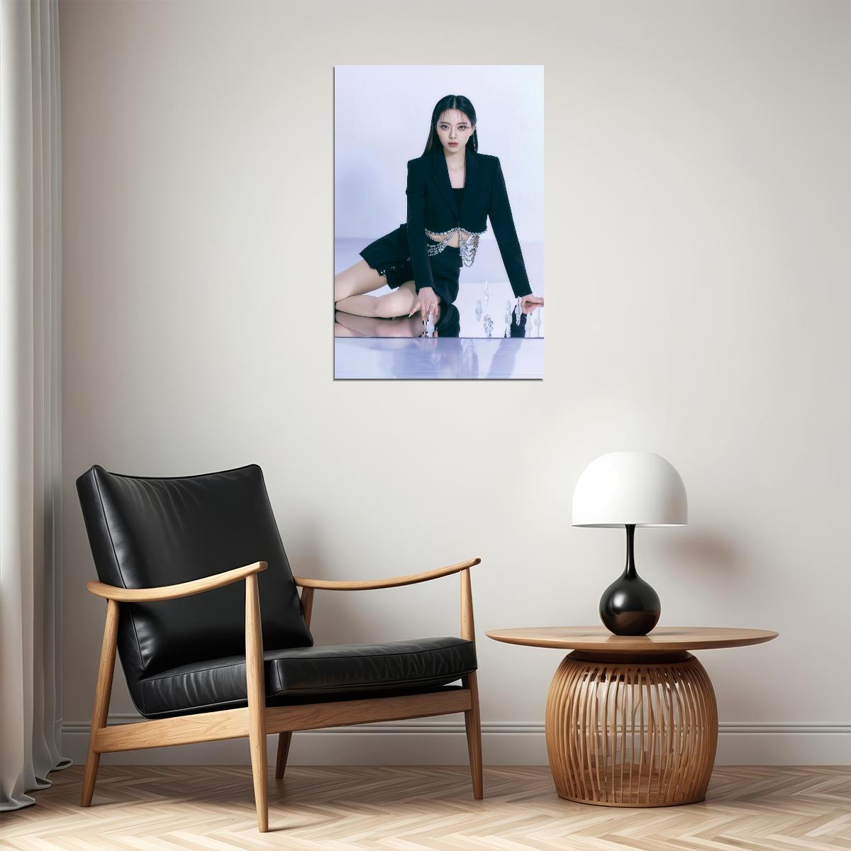 ITZY Yuna CHECKMATE Concept Photo K-pop Music Poster Dreamy Royal Aesthetic  Elegant Female Korean Idol Fashion Print Trendy Girl Group Wall Art - xonomax