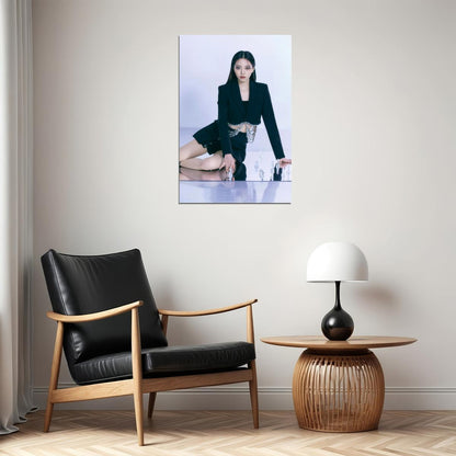 ITZY Yuna CHECKMATE Concept Photo K-pop Music Poster Dreamy Royal Aesthetic  Elegant Female Korean Idol Fashion Print Trendy Girl Group Wall Art - xonomax