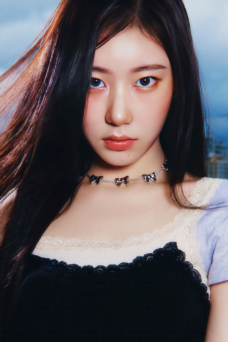 ITZY Chaeryeong GOLD Concept Photo Viral K-pop Music Poster Streetwear Aesthetic  Female Korean Idol Fashion Print Trendy Girl Group Wall Art - xonomax