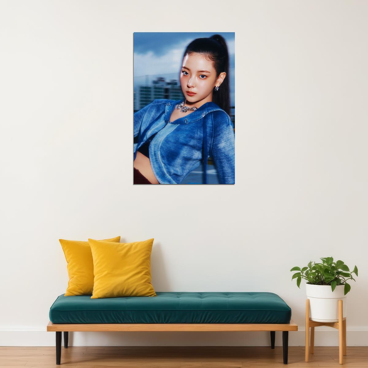 ITZY Lia GOLD Concept Photo Viral K-pop Music Poster Streetwear Aesthetic  Female Korean Idol Fashion Print Trendy Girl Group Wall Art - xonomax