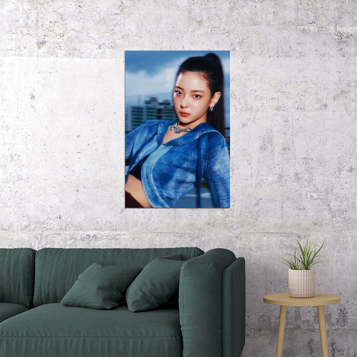 ITZY Lia GOLD Concept Photo Viral K-pop Music Poster Streetwear Aesthetic  Female Korean Idol Fashion Print Trendy Girl Group Wall Art - xonomax