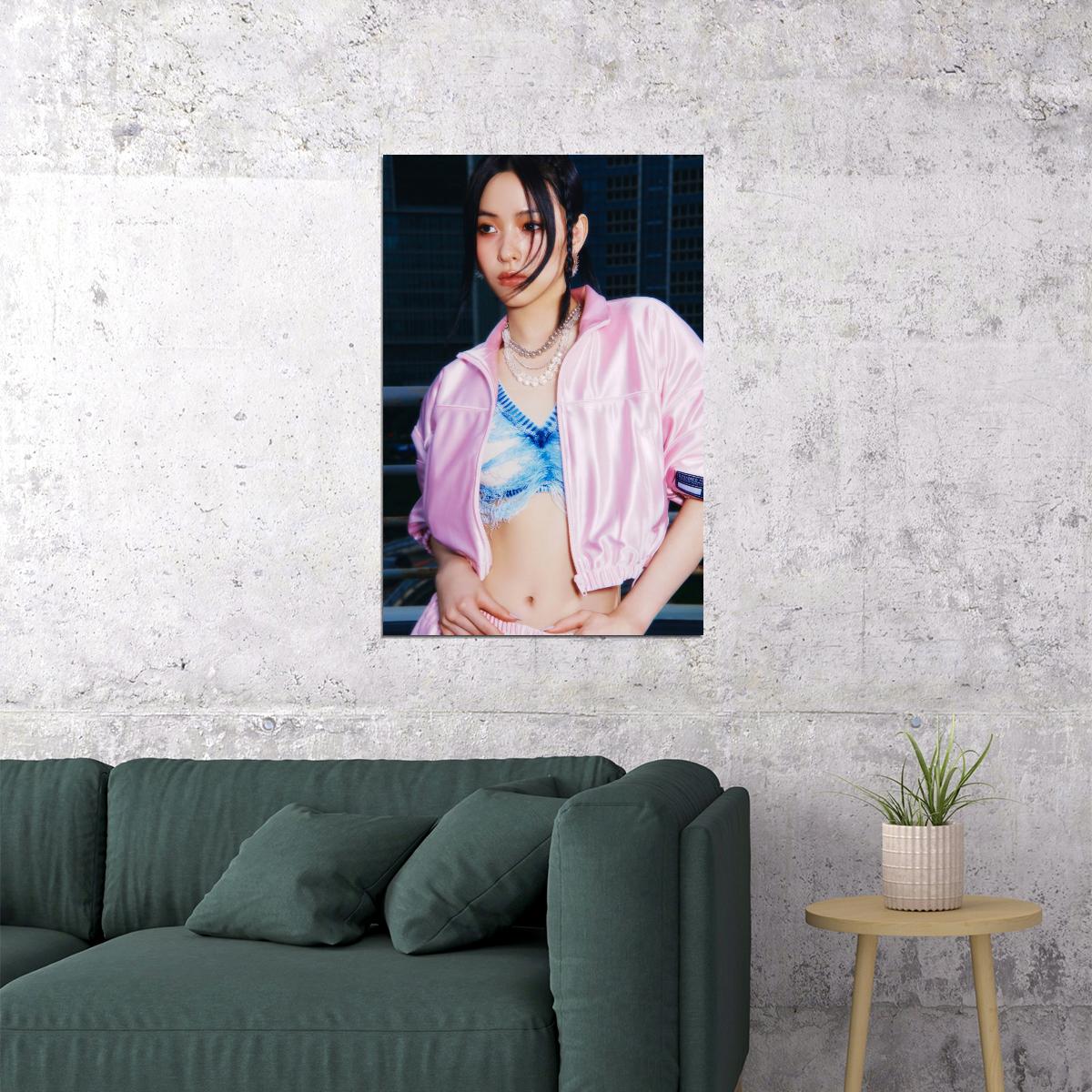 ITZY Ryujin GOLD Concept Photo Viral K-pop Music Poster Streetwear Aesthetic  Female Korean Idol Fashion Print Trendy Girl Group Wall Art - xonomax